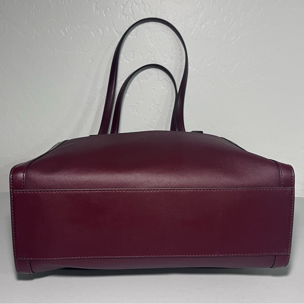 Michael Kors Leida Large Tote Bag in Oxblood NWT - Picture 6 of 12